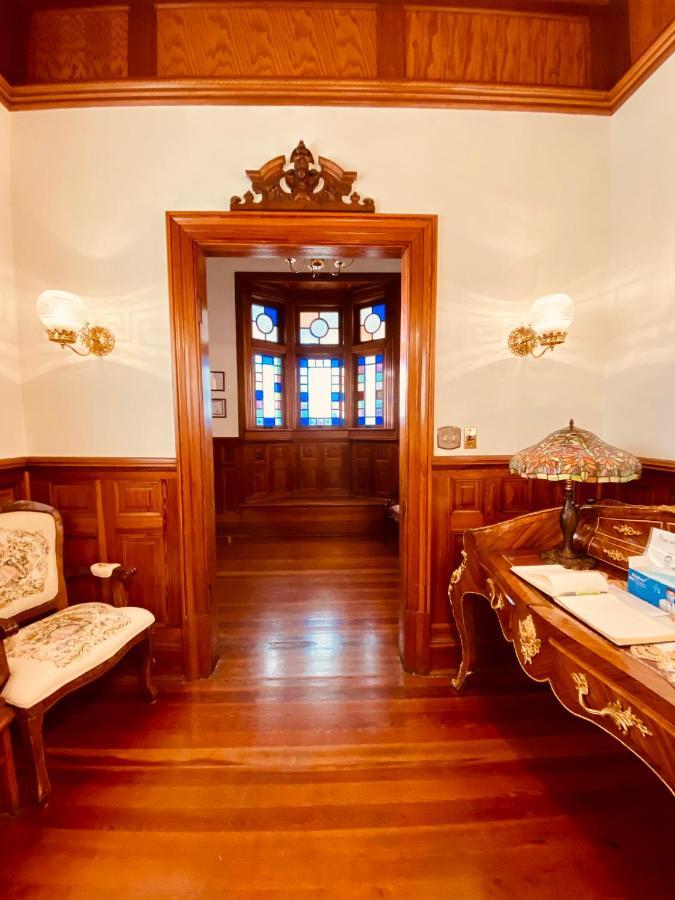 Intermission Hogan House Bed & Breakfast Hogansville Exterior photo