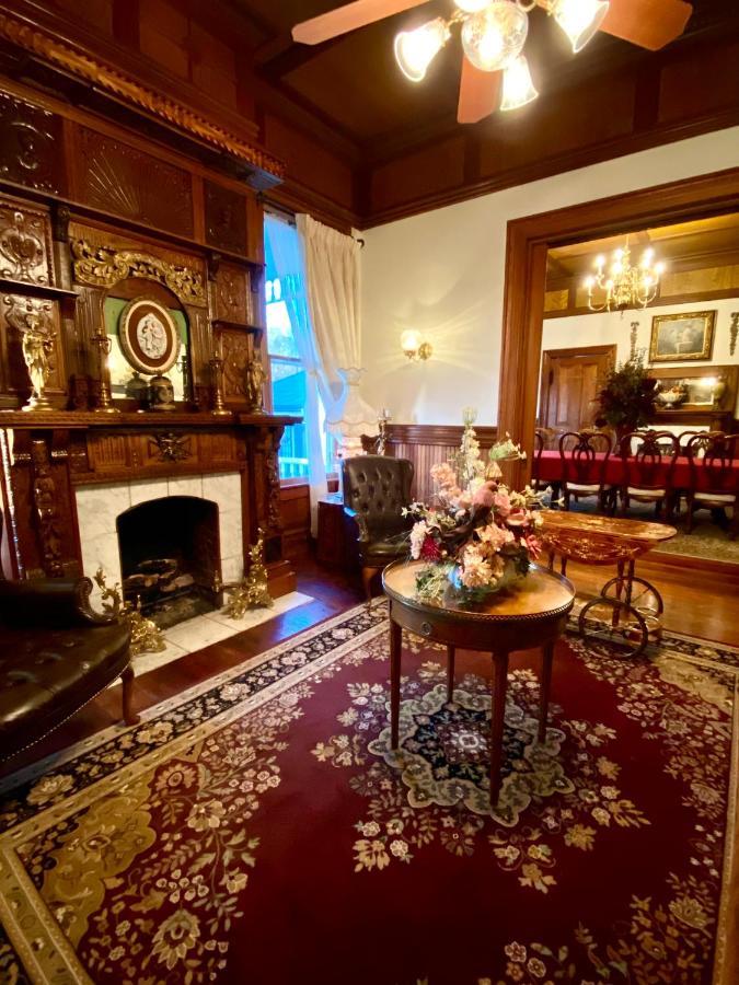 Intermission Hogan House Bed & Breakfast Hogansville Exterior photo